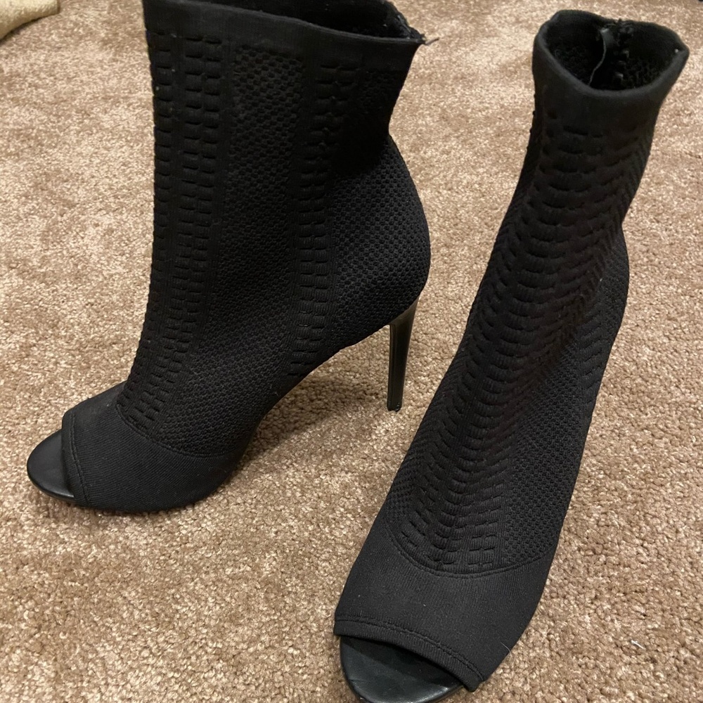 Steve Madden black heels